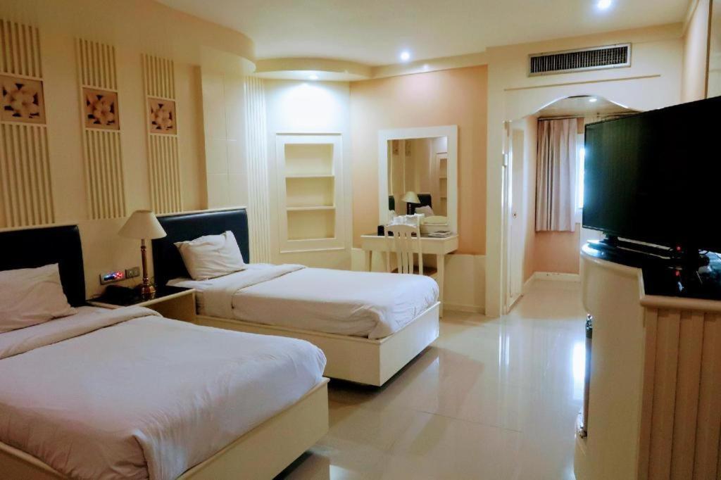The Rich Hotel Nonthaburi Eksteriør billede