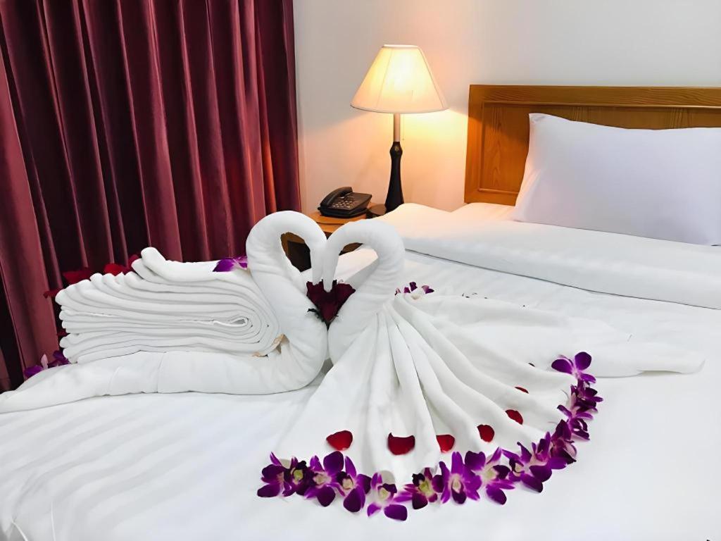 The Rich Hotel Nonthaburi Eksteriør billede